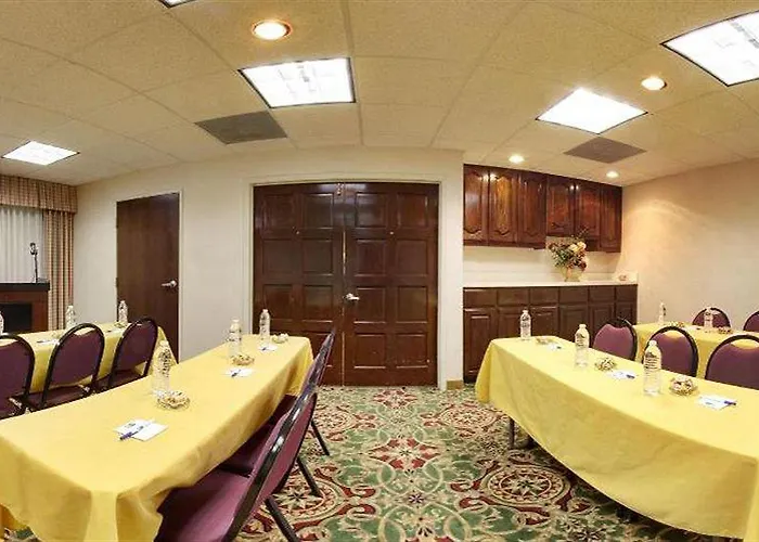 Hotel Express Worth West By Ihg 3*